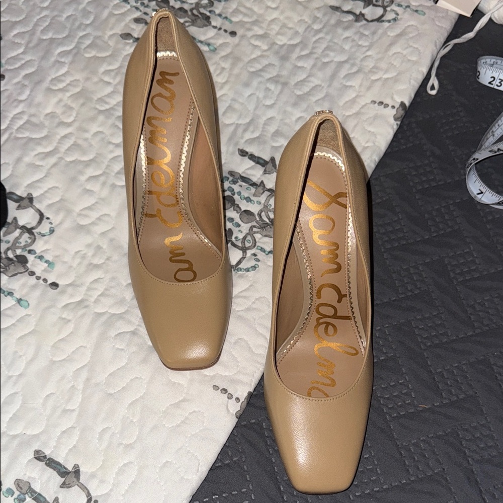 Tan Women's Shoes
